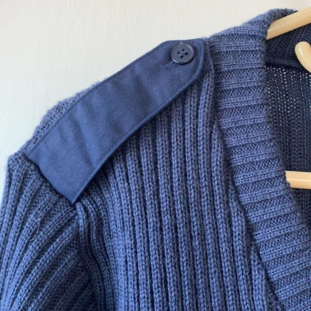 Citadel Vintage Ribbed Virgin Wool V Neck Sweater M